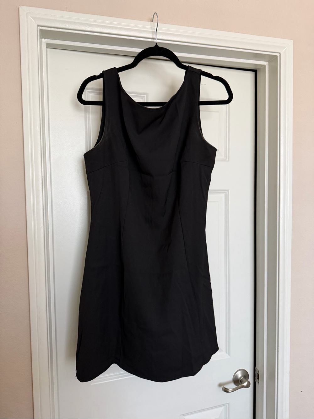 Classic Black Sleeveless Women's Dress